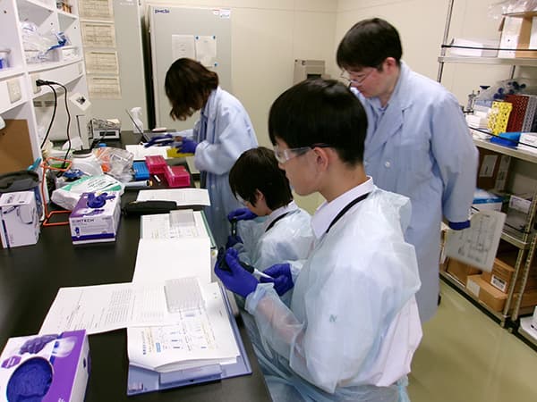 写真:職場体験受け入れの様子